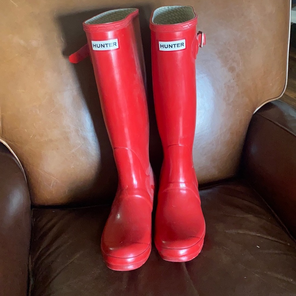 Size 7 Hunter Boots